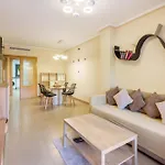 Hogar Brisa De Marinas Acogedor Con Amplia Terraza Y Acceso Directo A Piscinas-comfortable With Spacious Terrace And Direct Pool Access *