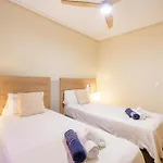 Hogar Brisa De Marinas Acogedor Con Amplia Terraza Y Acceso Directo A Piscinas-comfortable With Spacious Terrace And Direct Pool Access Denia