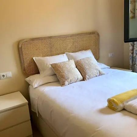 Hogar Brisa De Marinas Acogedor Con Amplia Terraza Y Acceso Directo A Piscinas-comfortable With Spacious Terrace And Direct Pool Access Denia