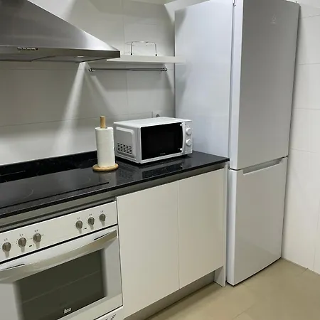 Apartment Hogar Brisa De Marinas Acogedor Con Amplia Terraza Y Acceso Directo A Piscinas-comfortable With Spacious Terrace And Direct Pool Access Denia