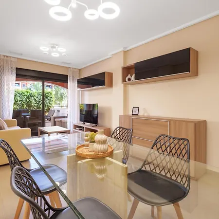 아파트 Hogar Brisa De Marinas Acogedor Con Amplia Terraza Y Acceso Directo A Piscinas-comfortable With Spacious Terrace And Direct Pool Access