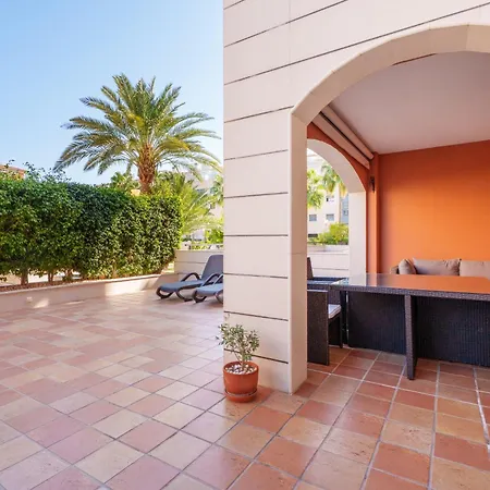 Hogar Brisa De Marinas Acogedor Con Amplia Terraza Y Acceso Directo A Piscinas-comfortable With Spacious Terrace And Direct Pool Access