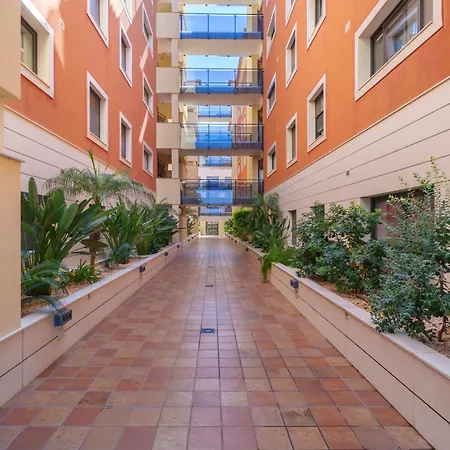 Hogar Brisa De Marinas Acogedor Con Amplia Terraza Y Acceso Directo A Piscinas-comfortable With Spacious Terrace And Direct Pool Access *