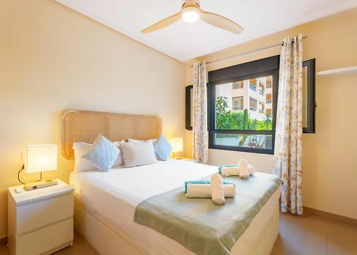 Apartman Hogar Brisa De Marinas Acogedor Con Amplia Terraza Y Acceso Directo A Piscinas-comfortable With Spacious Terrace And Direct Pool Access Denia