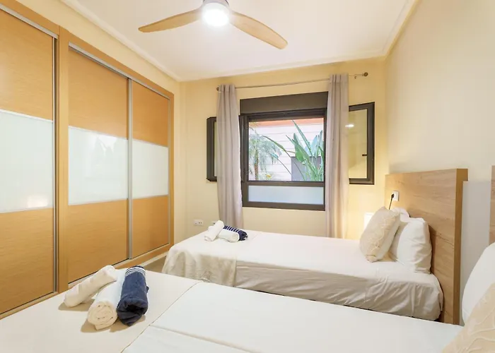 Apartman Hogar Brisa De Marinas Acogedor Con Amplia Terraza Y Acceso Directo A Piscinas-comfortable With Spacious Terrace And Direct Pool Access Denia