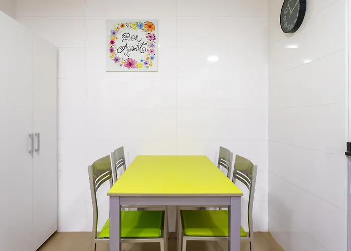 Hogar Brisa De Marinas Acogedor Con Amplia Terraza Y Acceso Directo A Piscinas-comfortable With Spacious Terrace And Direct Pool Access Dénia