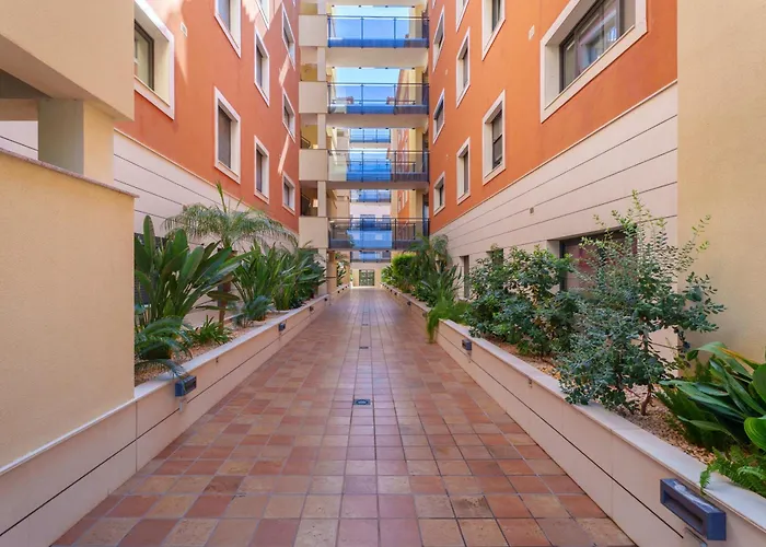 Hogar Brisa De Marinas Acogedor Con Amplia Terraza Y Acceso Directo A Piscinas-comfortable With Spacious Terrace And Direct Pool Access *