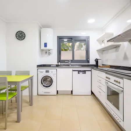 Hogar Brisa De Marinas Acogedor Con Amplia Terraza Y Acceso Directo A Piscinas-comfortable With Spacious Terrace And Direct Pool Access Lejlighed *