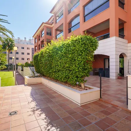 Hogar Brisa De Marinas Acogedor Con Amplia Terraza Y Acceso Directo A Piscinas-comfortable With Spacious Terrace And Direct Pool Access *