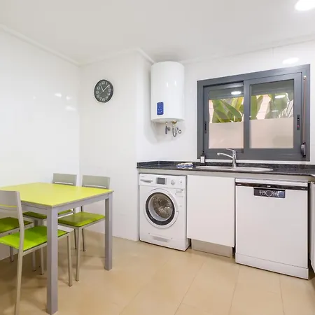 Hogar Brisa De Marinas Acogedor Con Amplia Terraza Y Acceso Directo A Piscinas-comfortable With Spacious Terrace And Direct Pool Access *