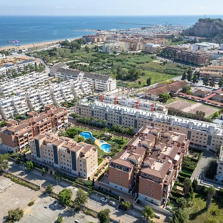 Hogar Brisa De Marinas Acogedor Con Amplia Terraza Y Acceso Directo A Piscinas-comfortable With Spacious Terrace And Direct Pool Access شقة *