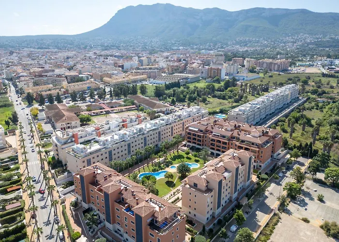 Hogar Brisa De Marinas Acogedor Con Amplia Terraza Y Acceso Directo A Piscinas-comfortable With Spacious Terrace And Direct Pool Access شقة *